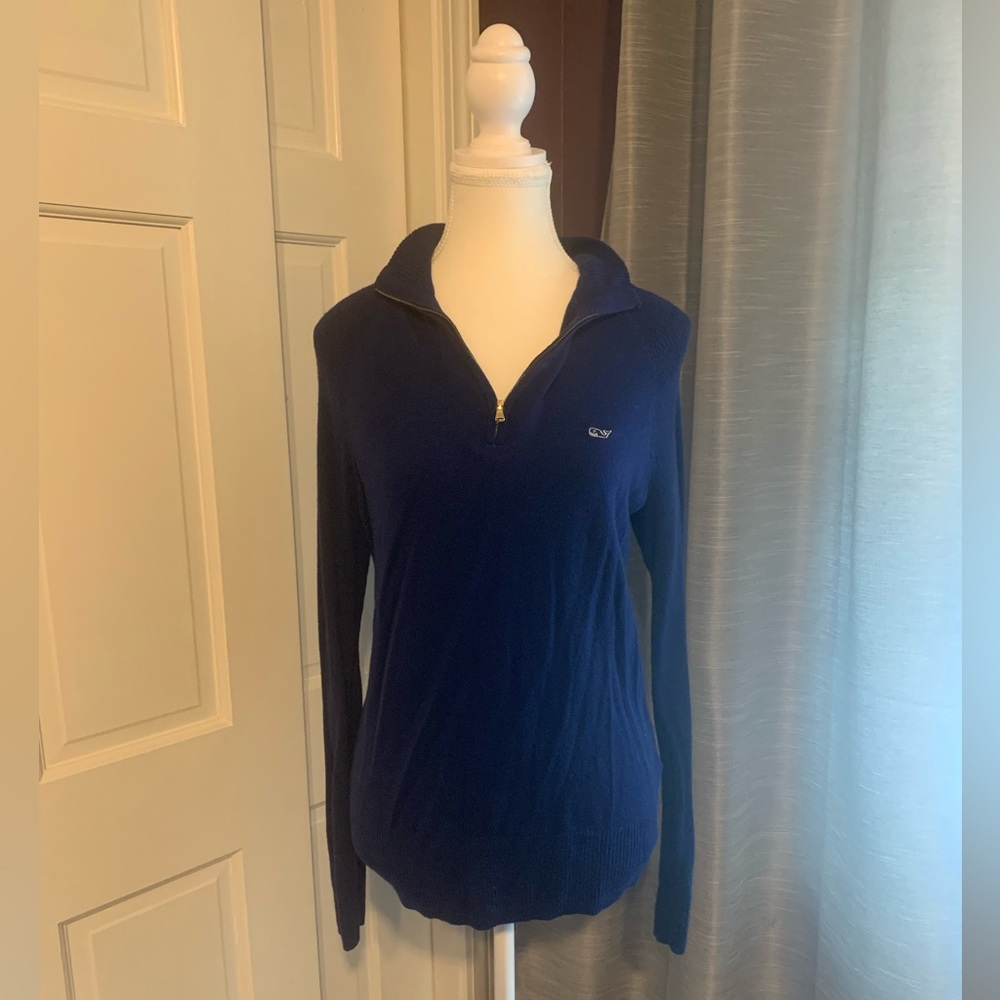 Vineyard Vines size large quarter zip up sweater
